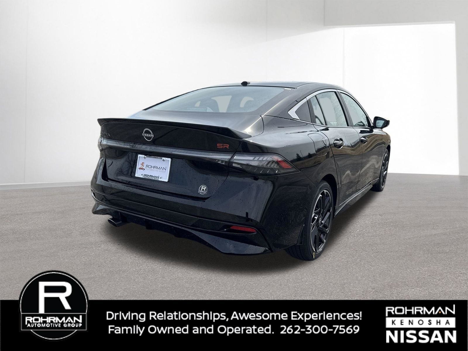 New 2026 Nissan Sentra SR w/ SR Premium Package FWD image 5
