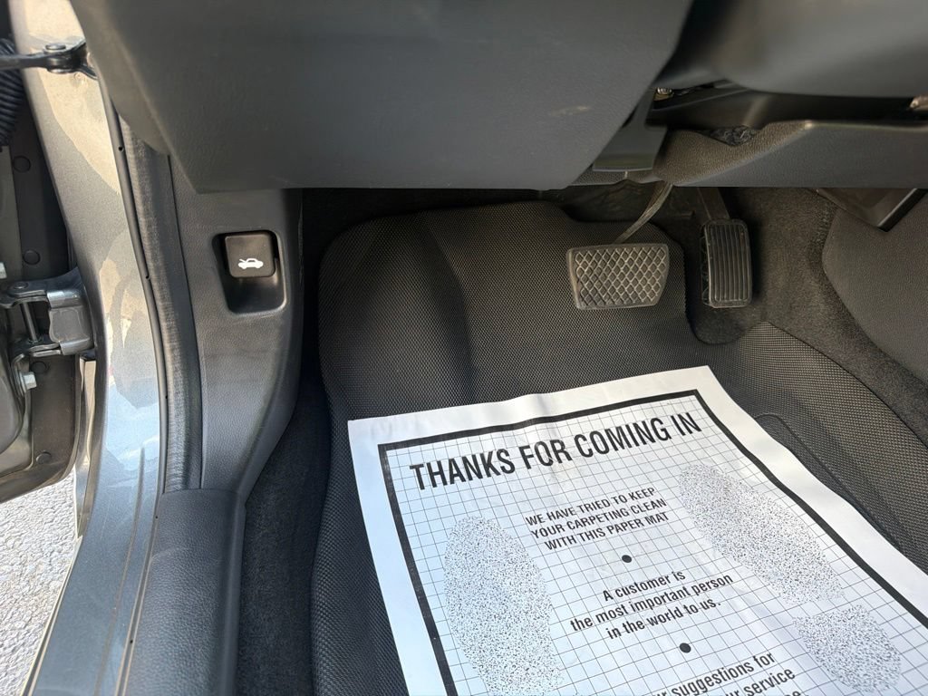 Used 2019 Honda Civic EX-L image 25