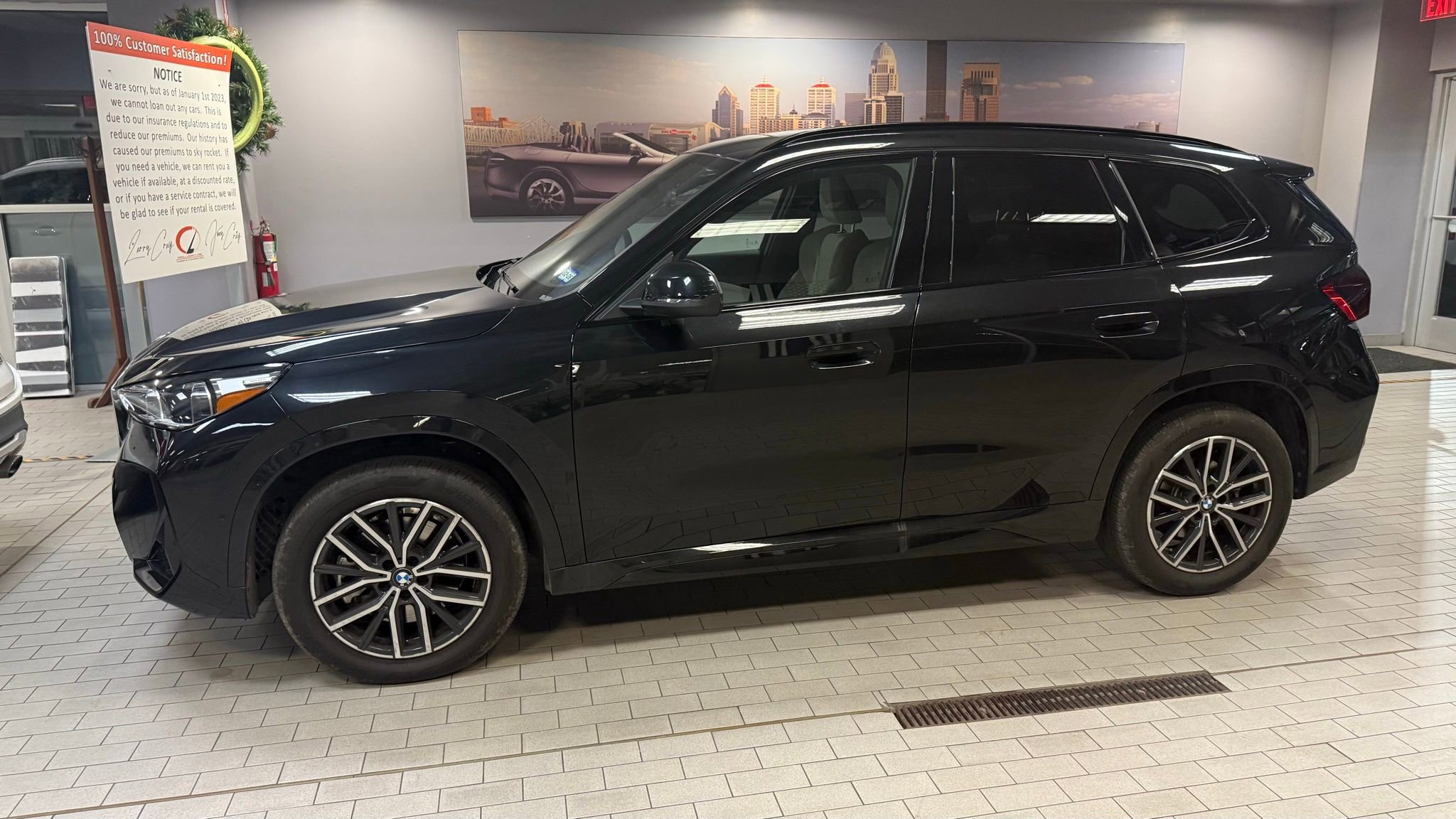 Used 2025 BMW X1 xDrive28i image 12