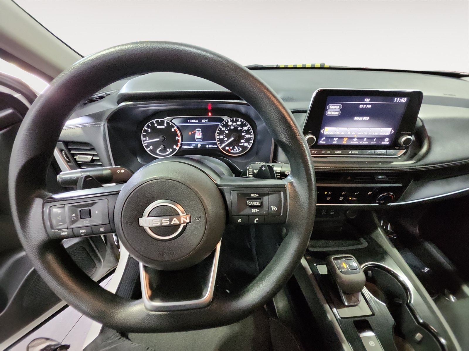 Used 2024 Nissan Rogue S AWD/4WD image 10