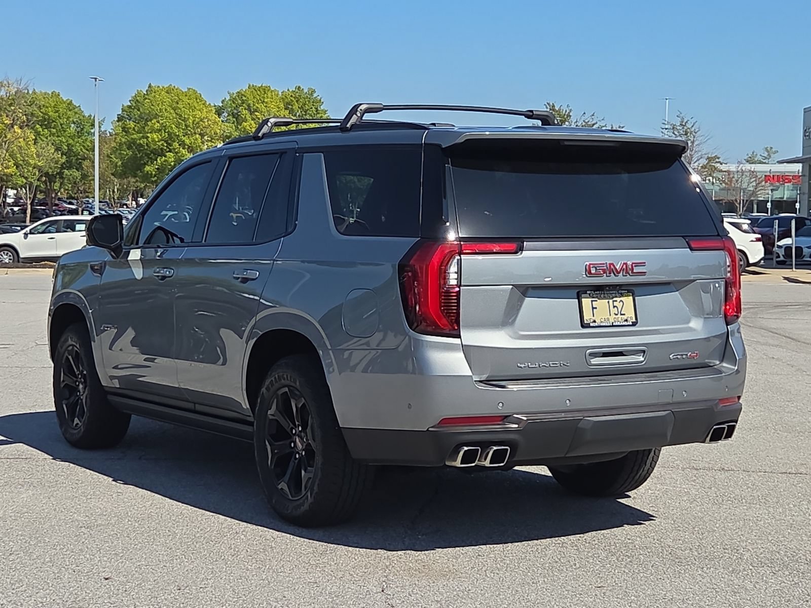Used 2026 GMC Yukon AT4 Ultimate w/ LPO, Floor Liner Package AWD/4WD image 4