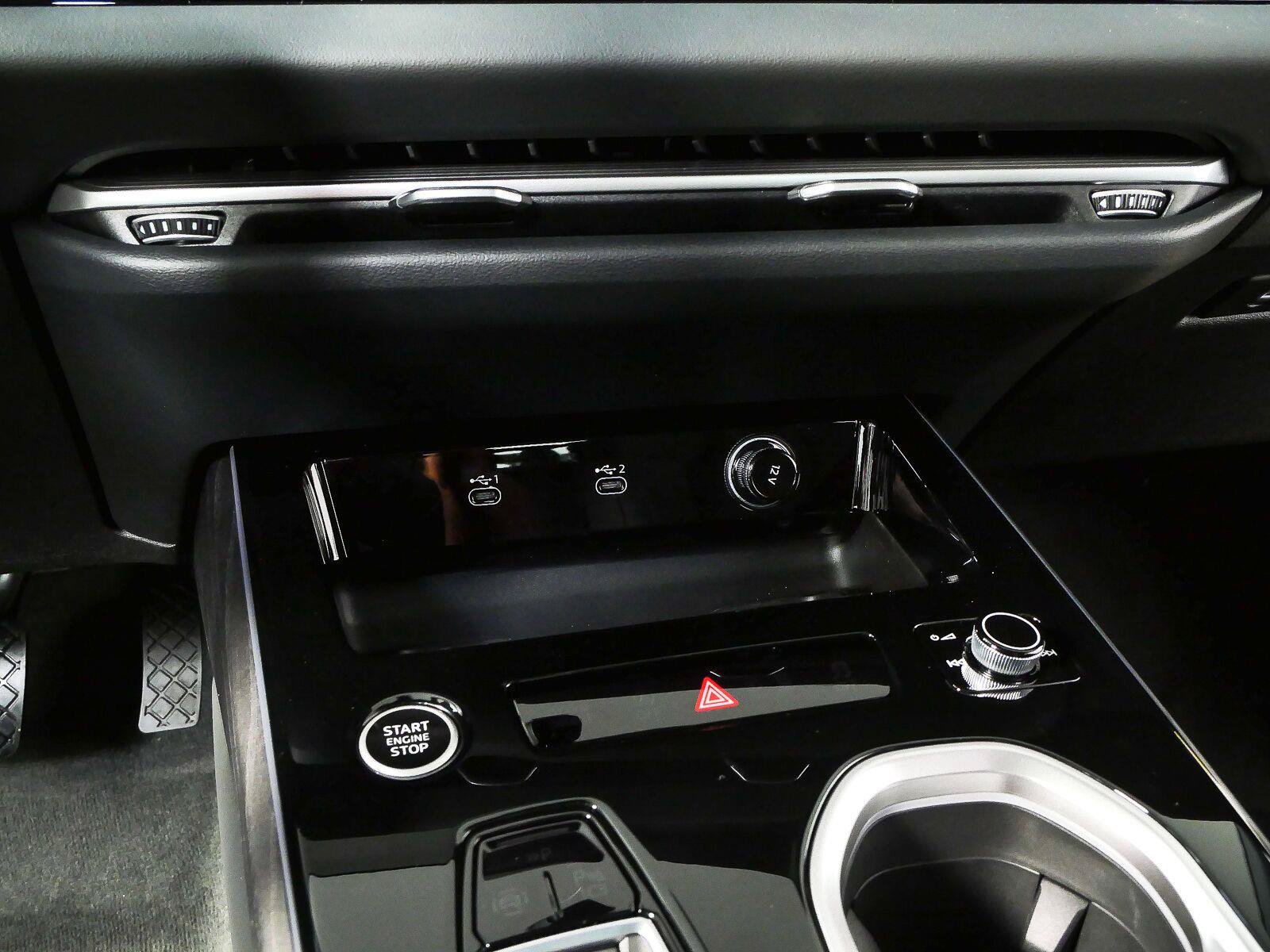 New 2026 Audi A6 Premium Plus AWD/4WD image 18