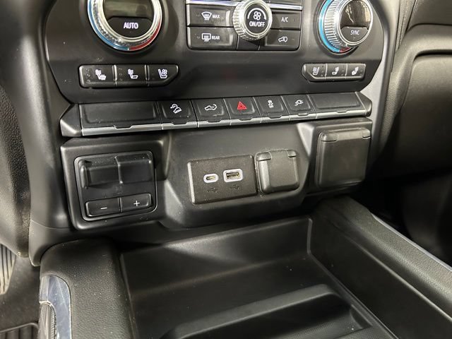 Used 2022 GMC Sierra 3500 AT4 AWD/4WD image 31