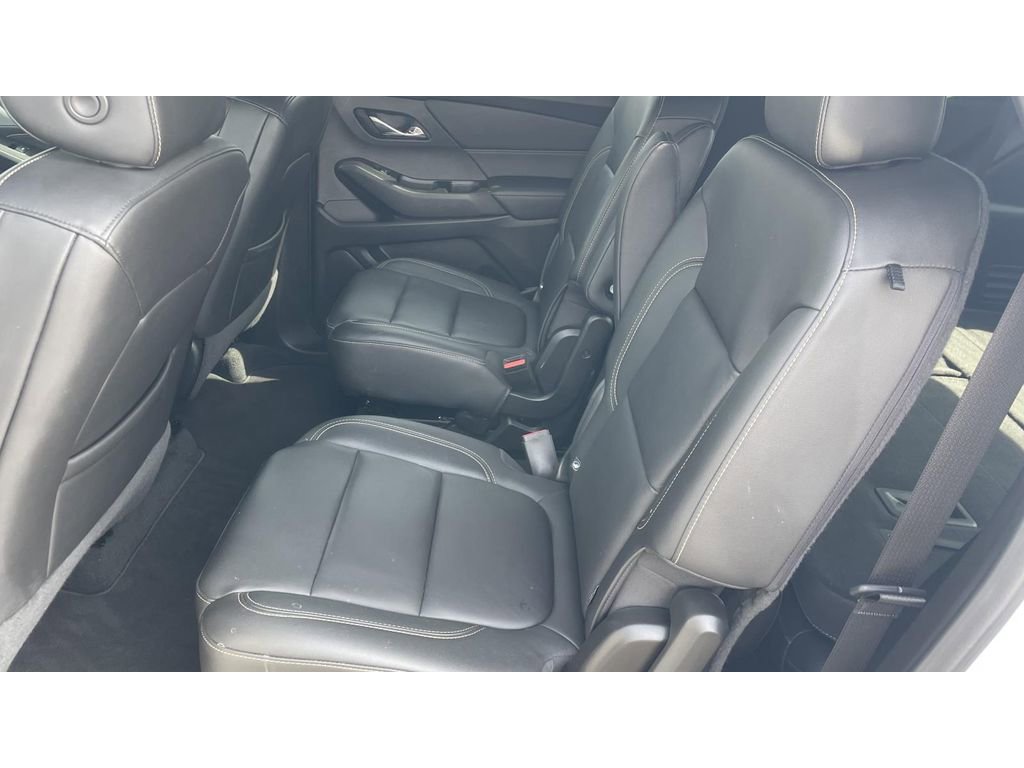 Certified 2023 Chevrolet Traverse LT w/ LPO, Floor Liner Package image 14