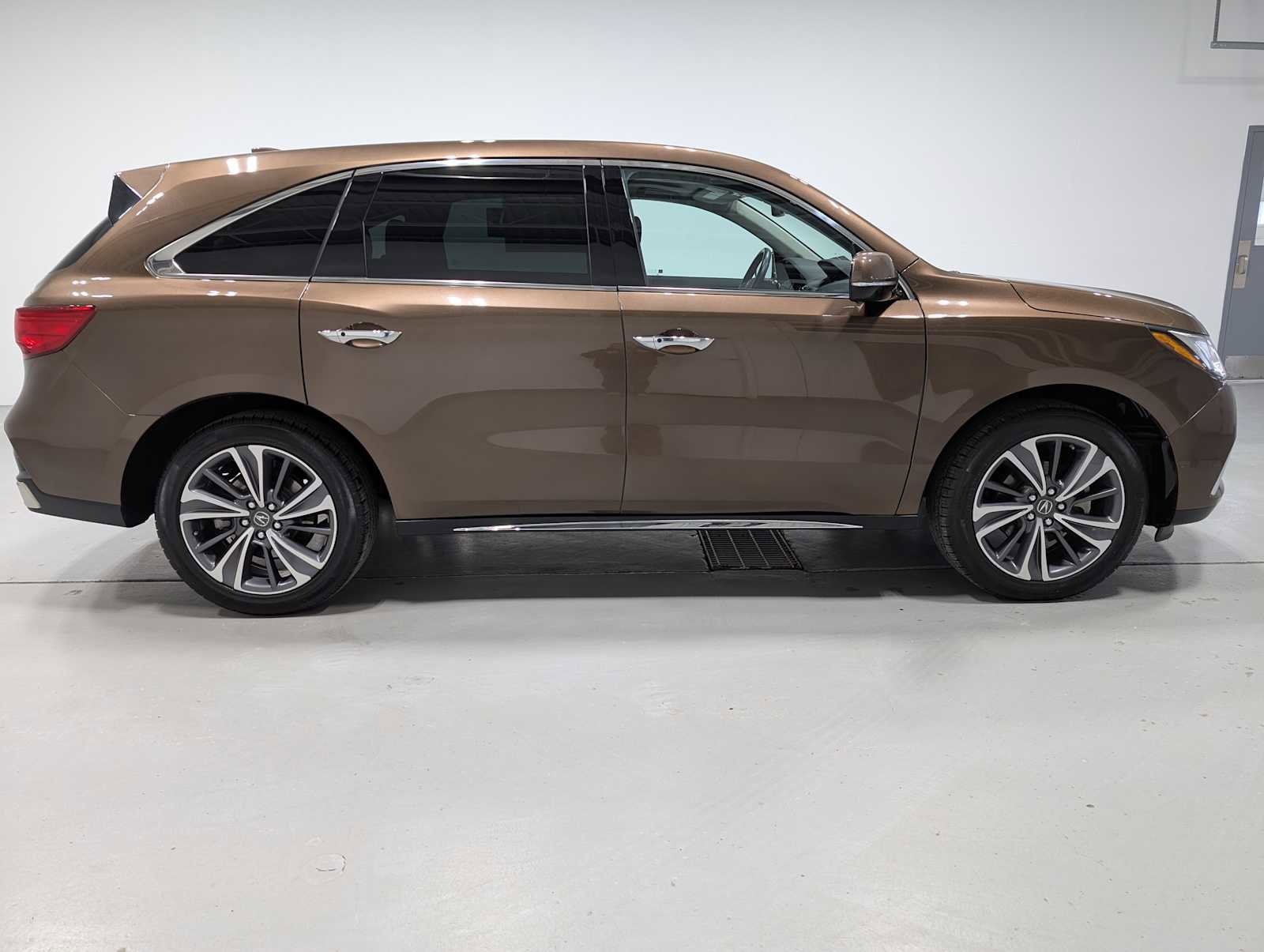 Used 2019 Acura MDX w/Technology Pkg image 7