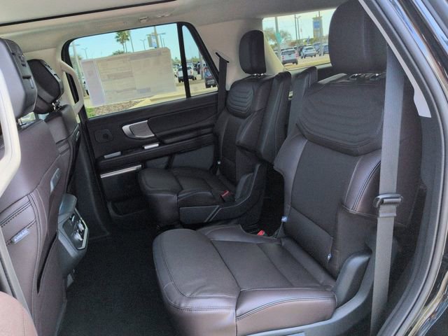 New 2026 Ford Expedition Platinum w/ Platinum Ultimate Package AWD/4WD image 14