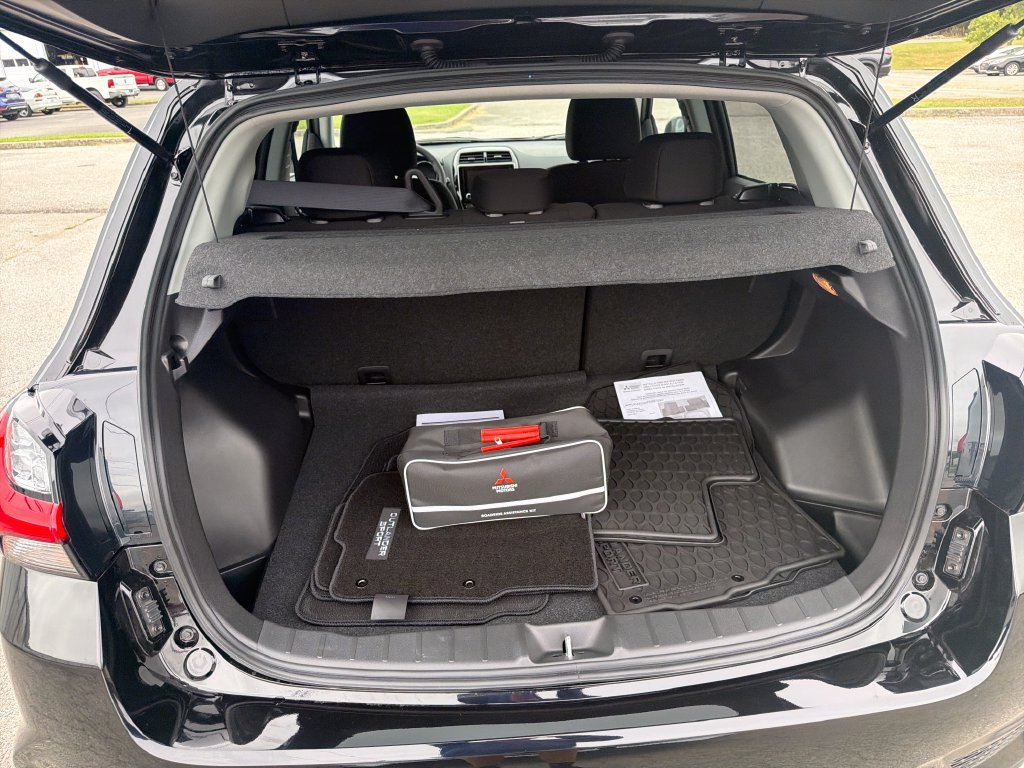 New 2027 Mitsubishi Outlander Sport LE AWD/4WD image 9