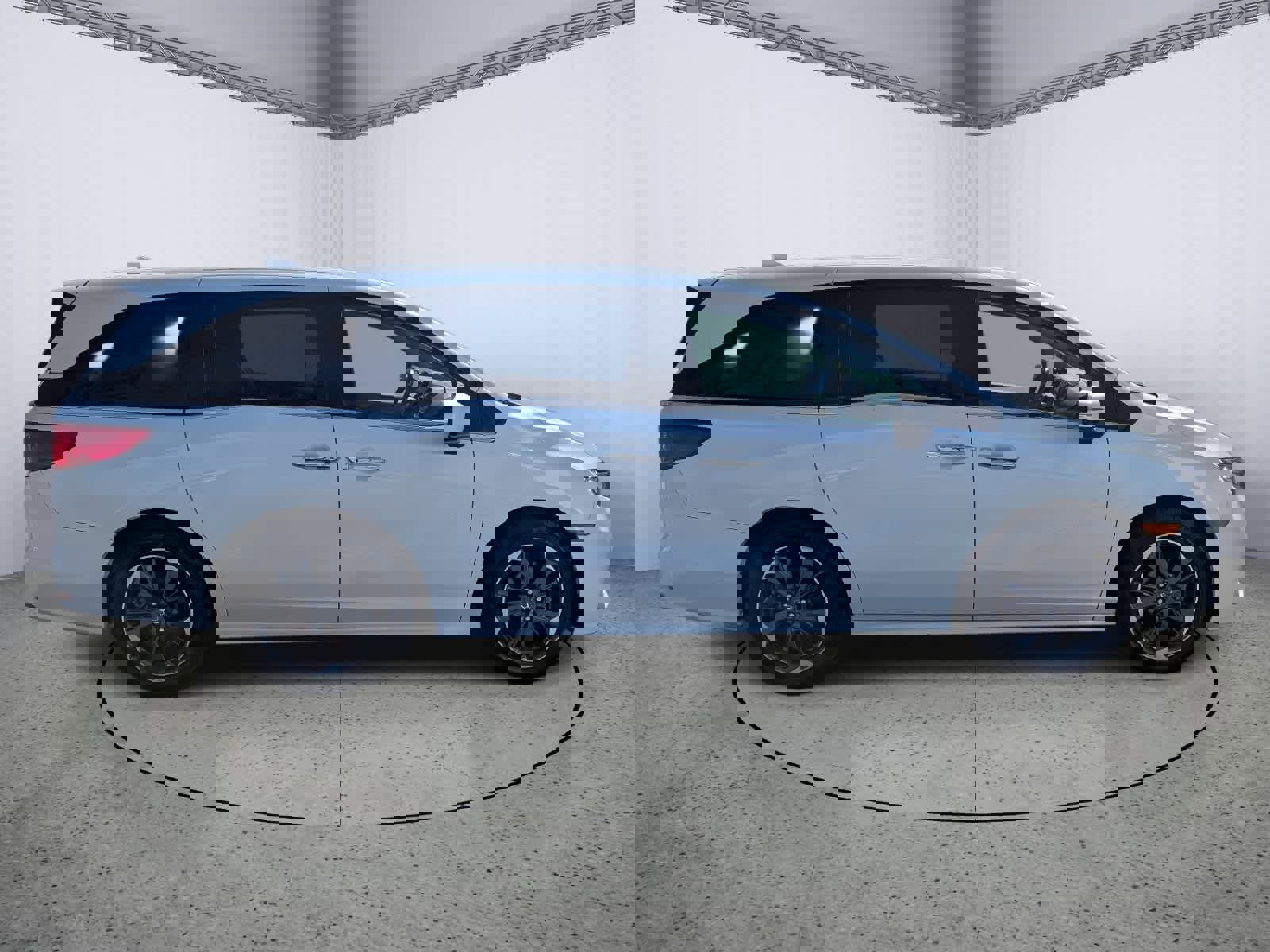 Certified 2022 Honda Odyssey Elite image 2