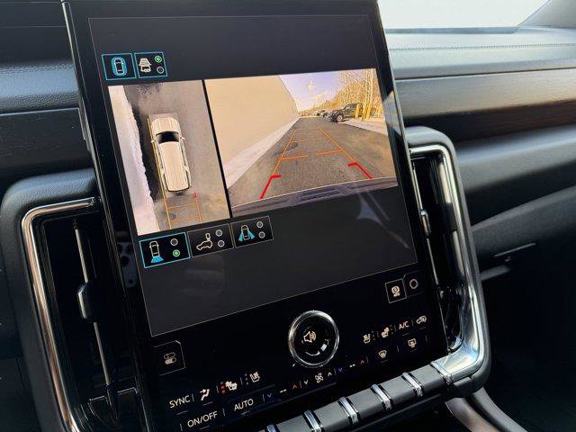 New 2026 GMC Yukon XL Denali w/ Sun & Power Step Package image 4