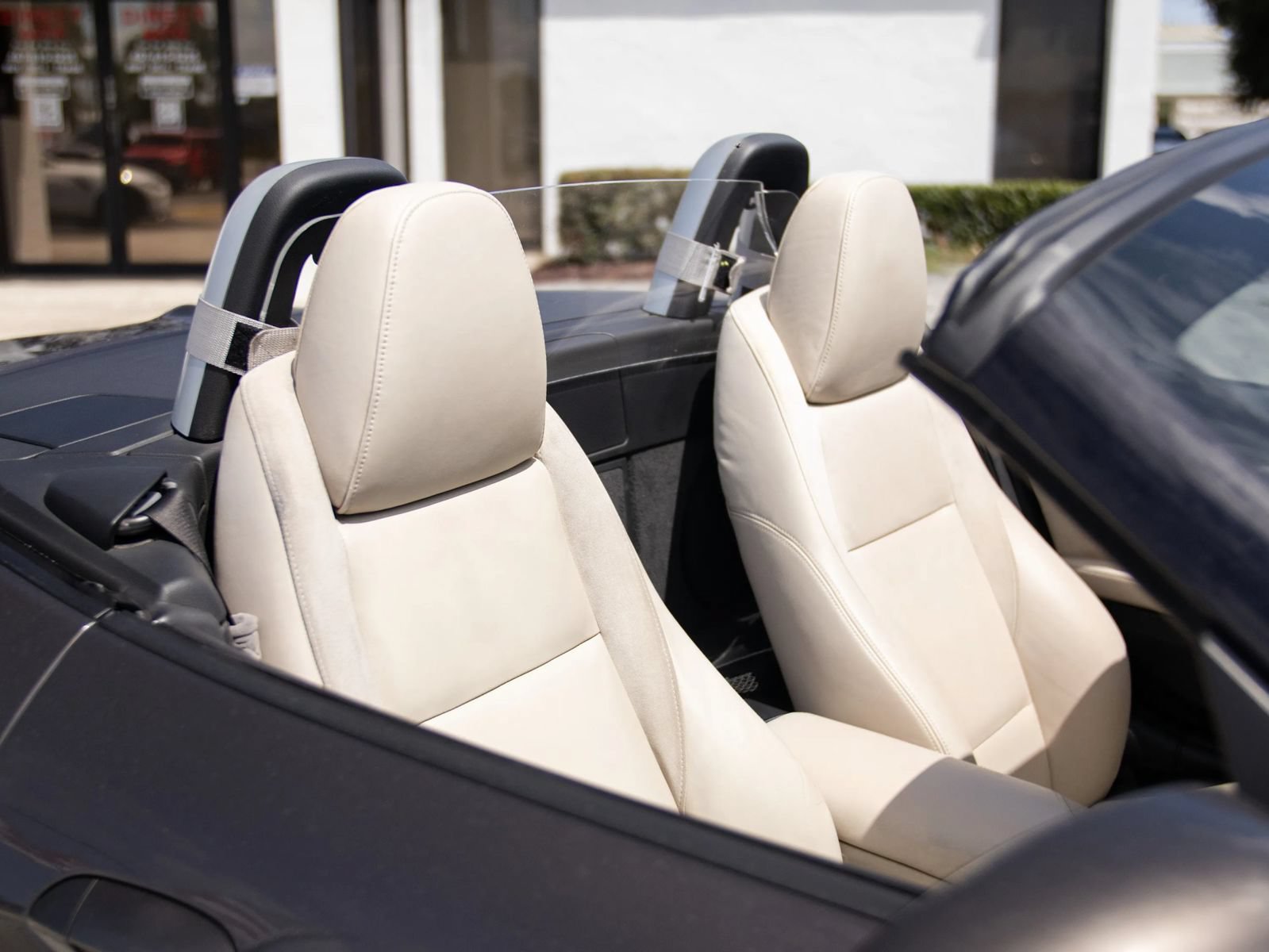 Used 2011 BMW Z4 sDrive30i RWD image 6