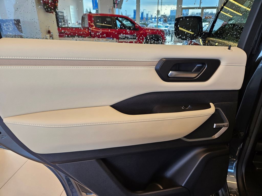 New 2026 Nissan Armada Platinum image 26