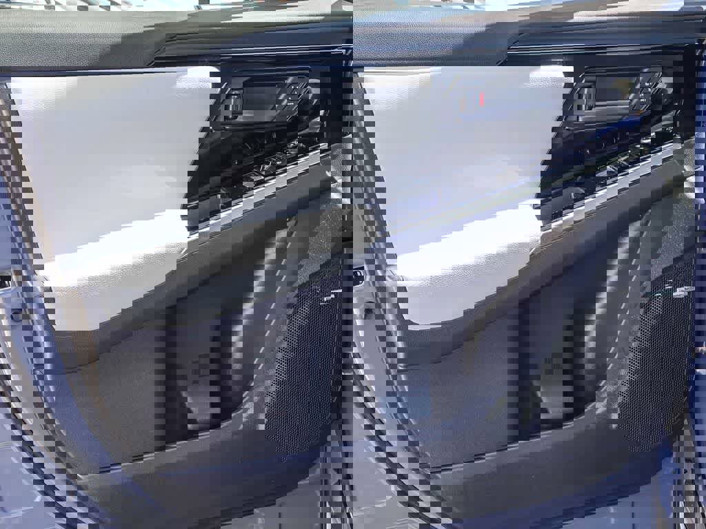 Used 2023 Subaru Solterra AWD image 20