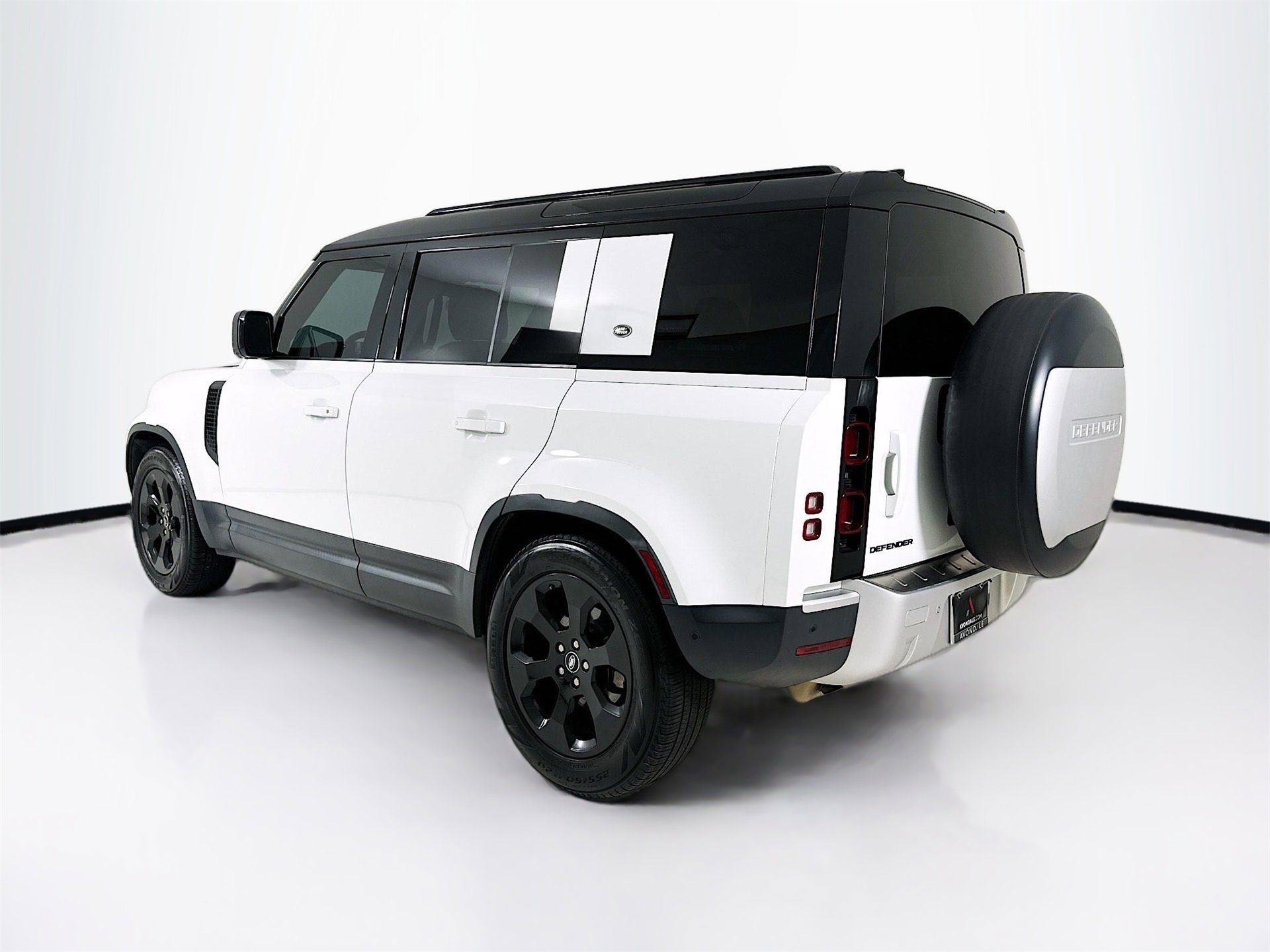 Used 2021 Land Rover Defender 110 S image 6