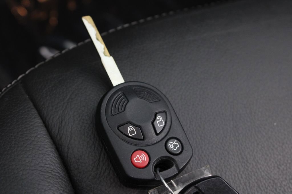 Used 2016 Ford Escape SE w/ SE Leather Comfort Package image 30