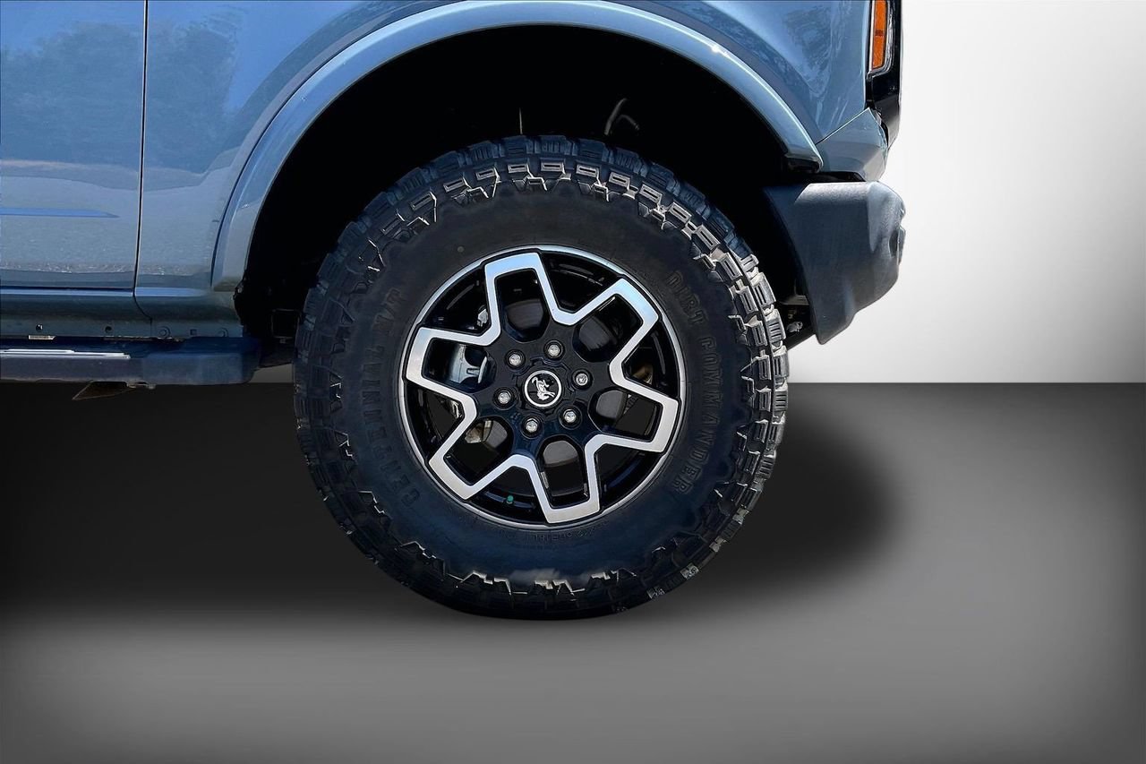Used 2023 Ford Bronco Outer Banks AWD/4WD image 33