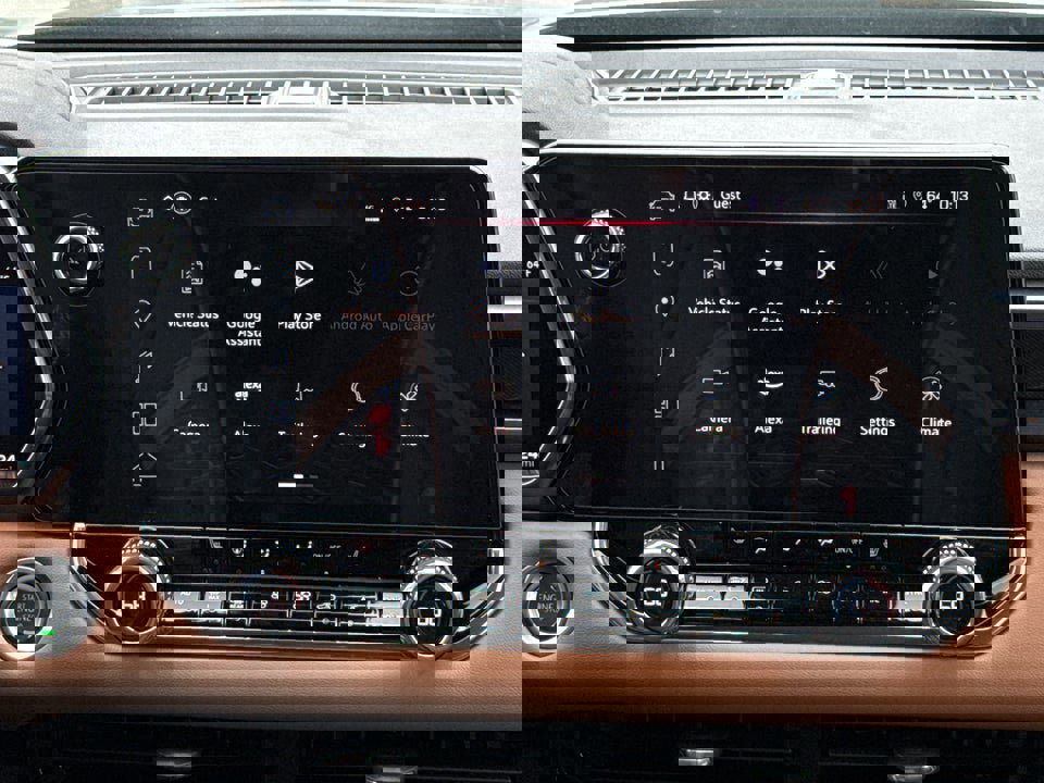 Used 2025 GMC Canyon AT4 image 22