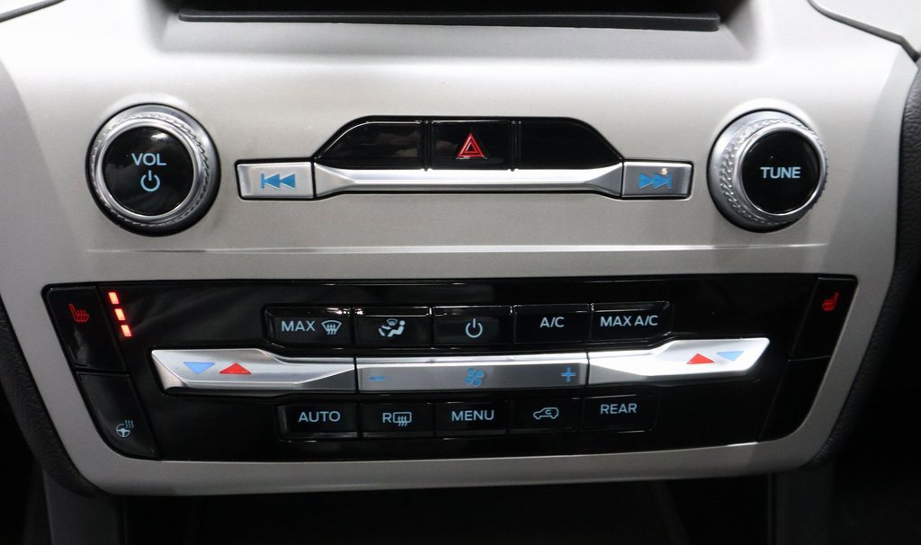 Certified 2023 Ford Explorer XLT w/ Equipment Group 202A image 32