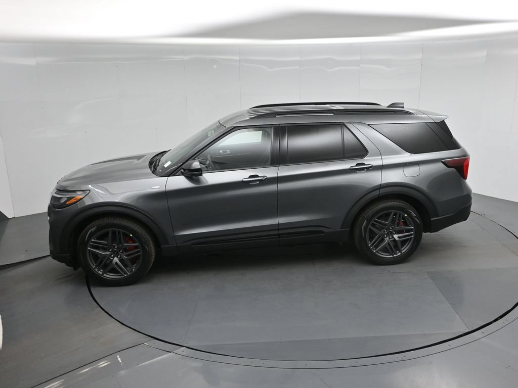 New 2026 Ford Explorer ST-Line w/ ST-Line Street Pack RWD image 42