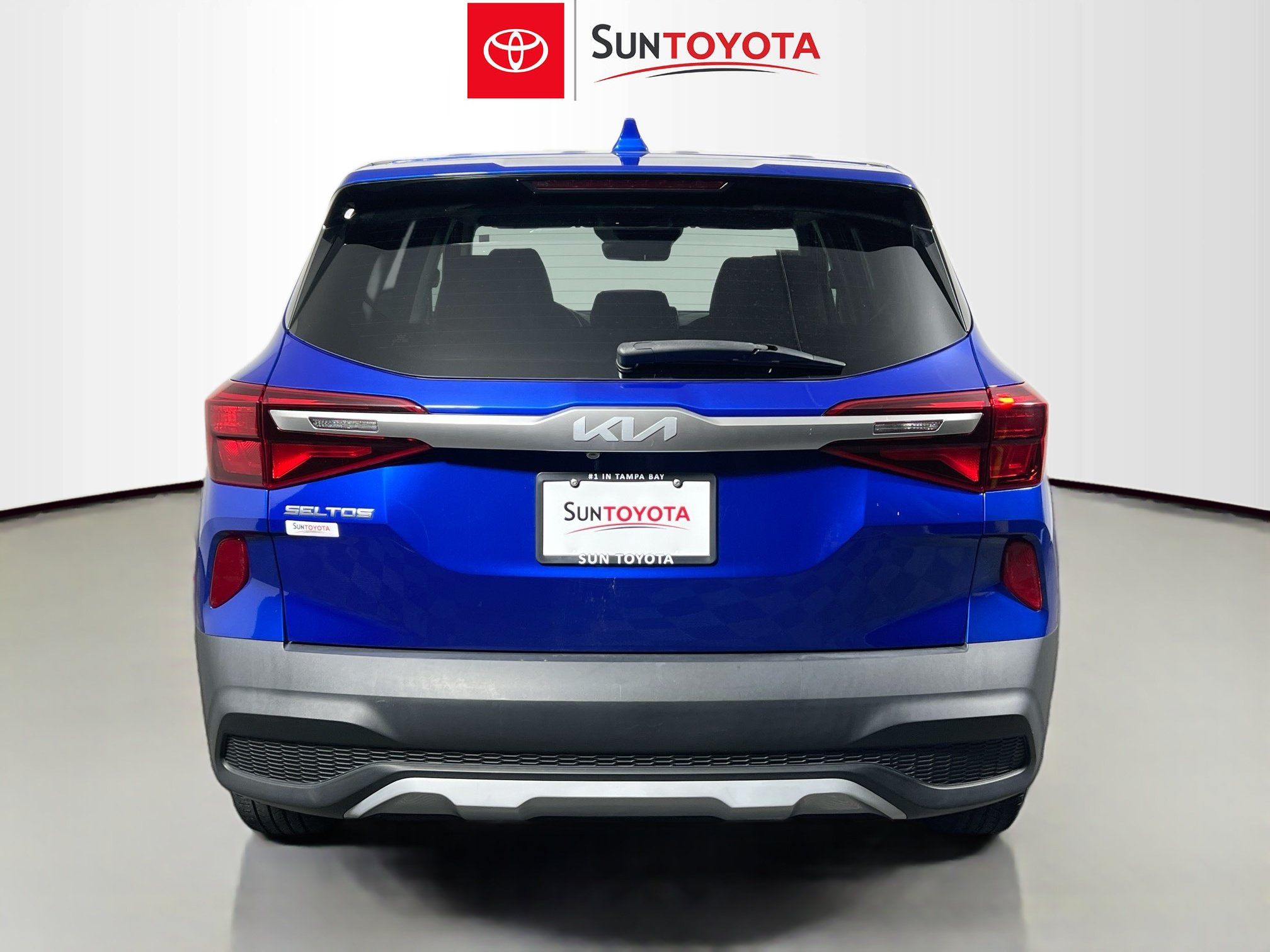 Used 2023 Kia Seltos LX AWD/4WD image 5