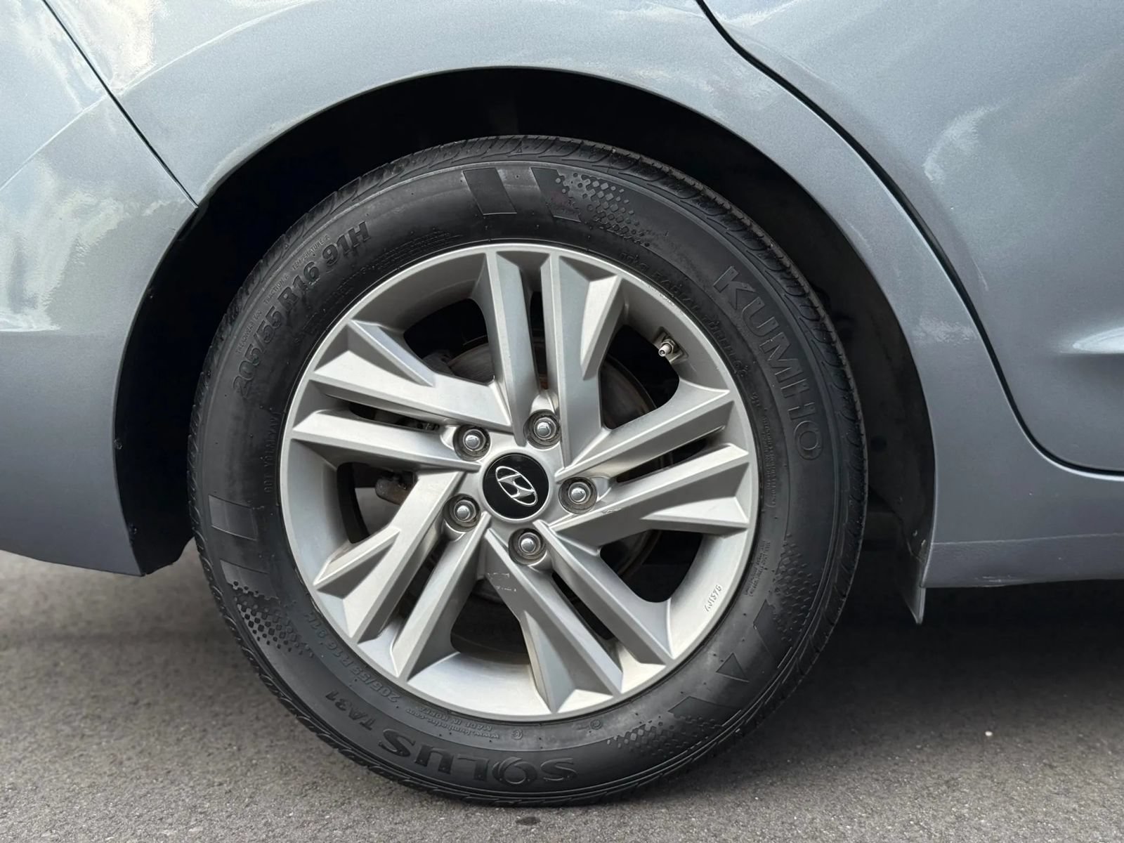 Used 2019 Hyundai Elantra SEL FWD image 11
