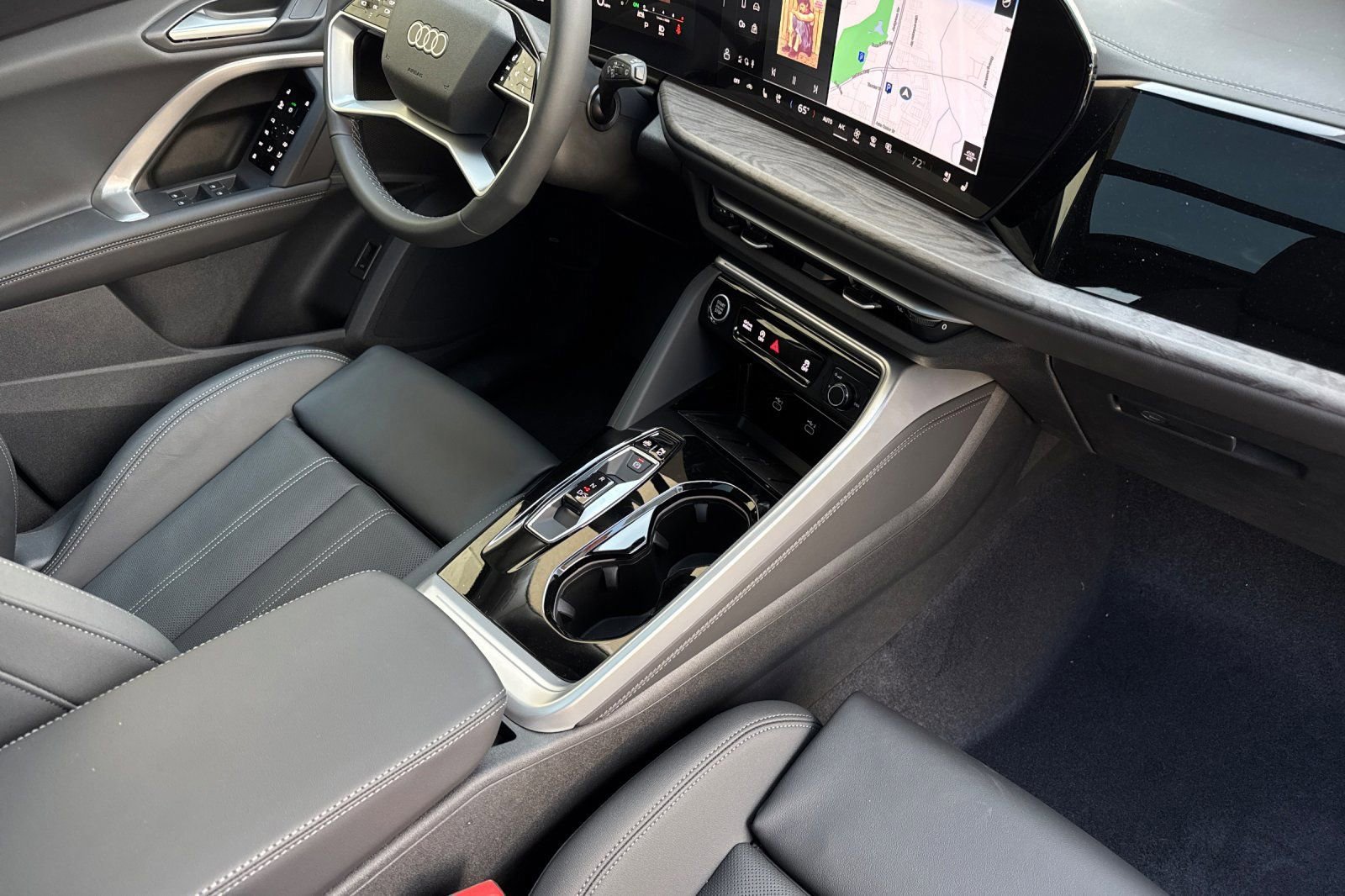 New 2025 Audi Q5 Premium Plus image 13