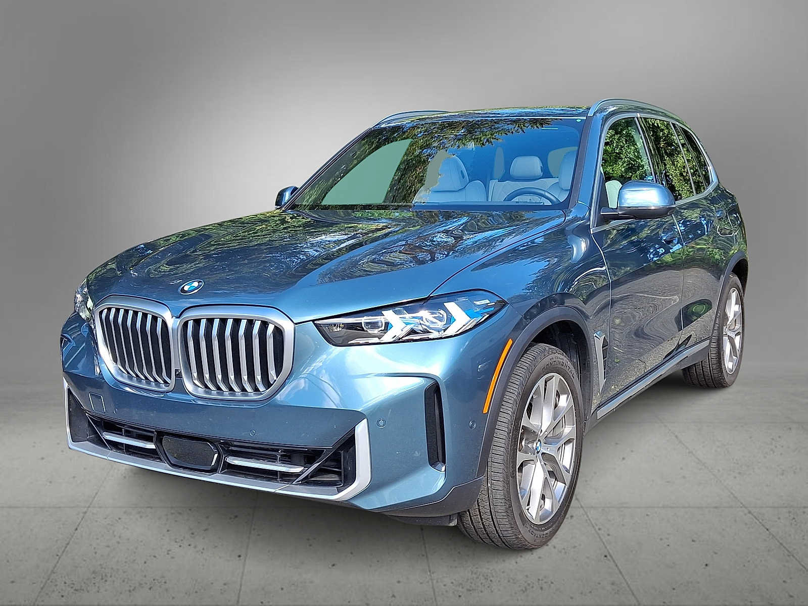 Used 2024 BMW X5 xDrive40i w/ Premium Package