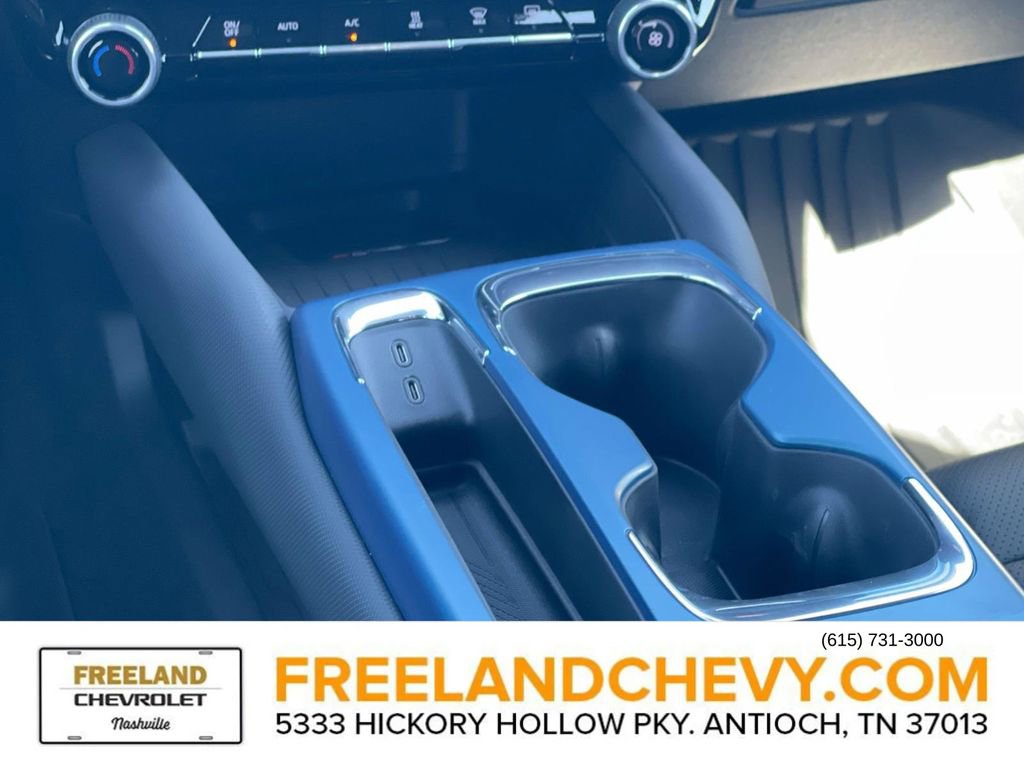 New 2026 Chevrolet Equinox EV LT image 16