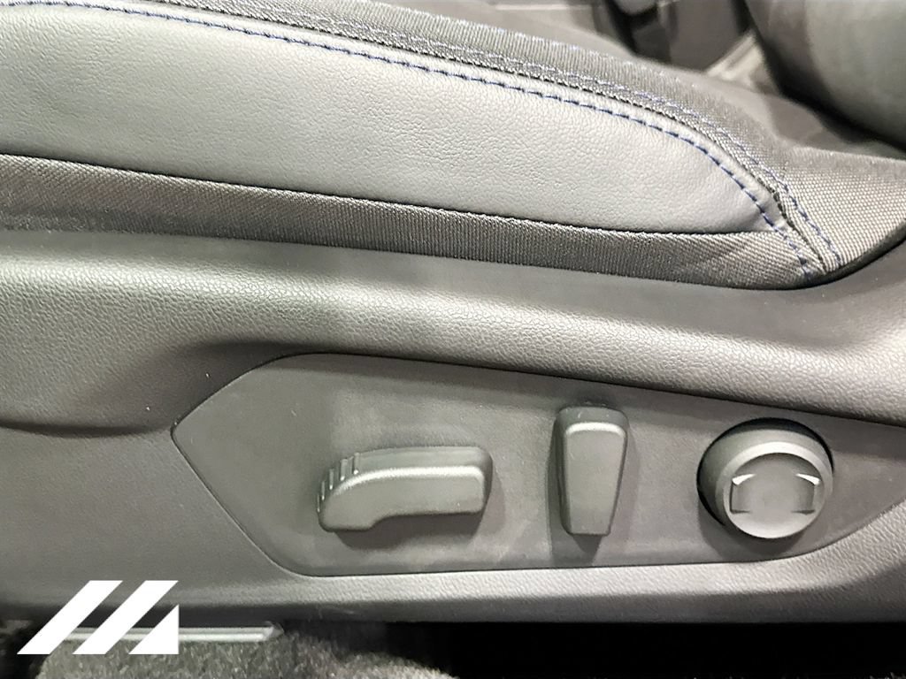 Used 2026 Subaru Forester Premium AWD/4WD image 19