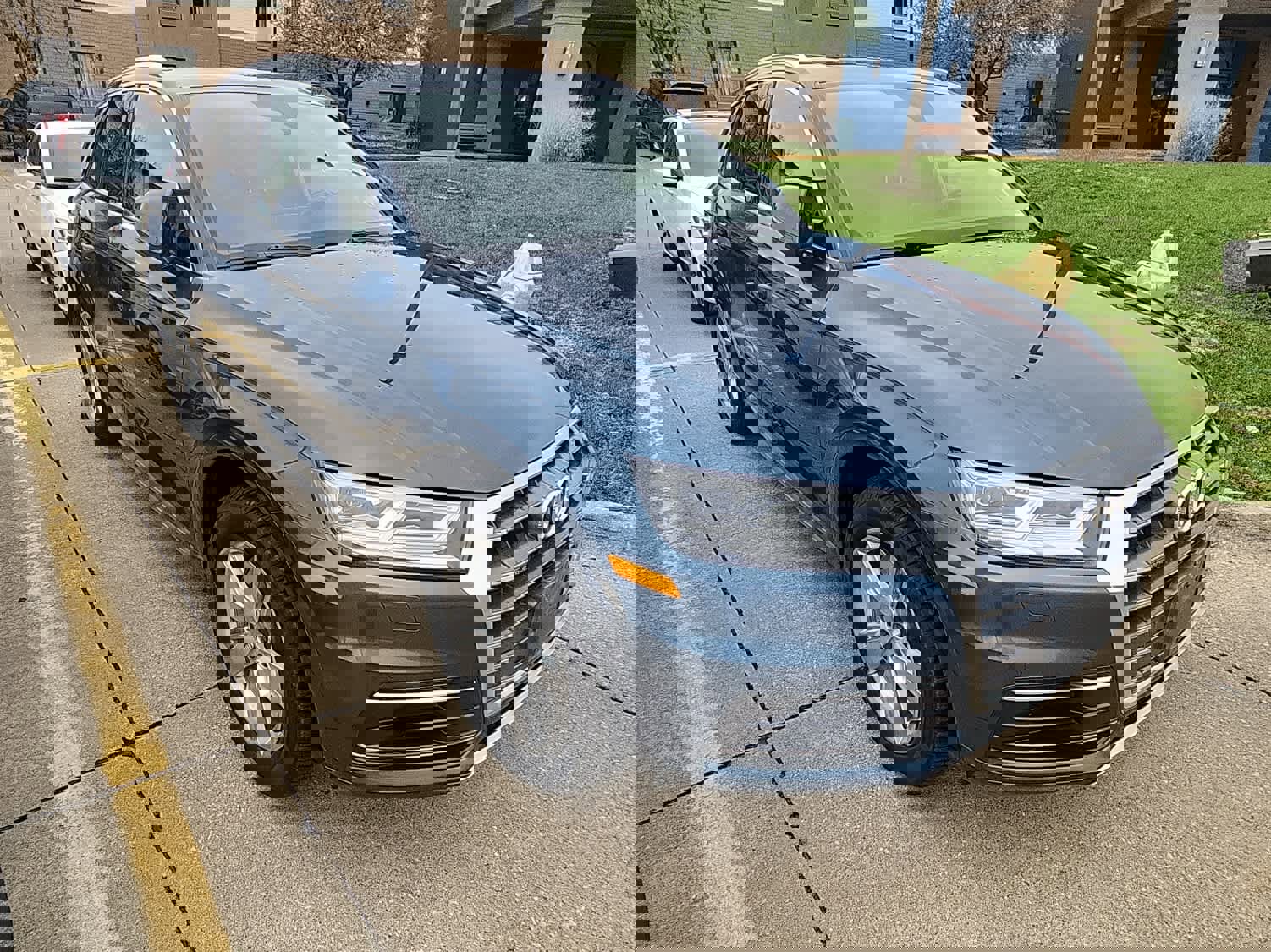 Used 2018 Audi Q5 2.0T Premium Plus w/ Premium Plus Package image 3