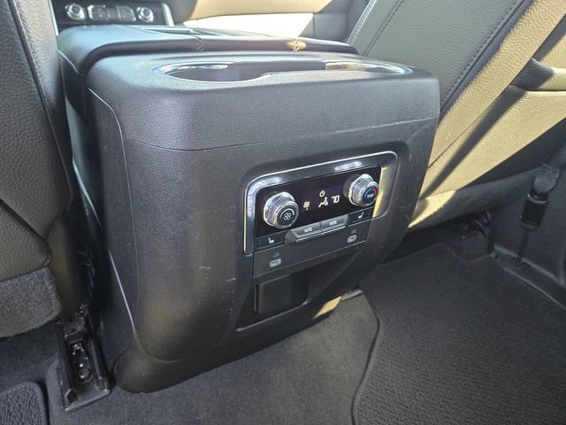 Used 2023 GMC Yukon Denali image 11