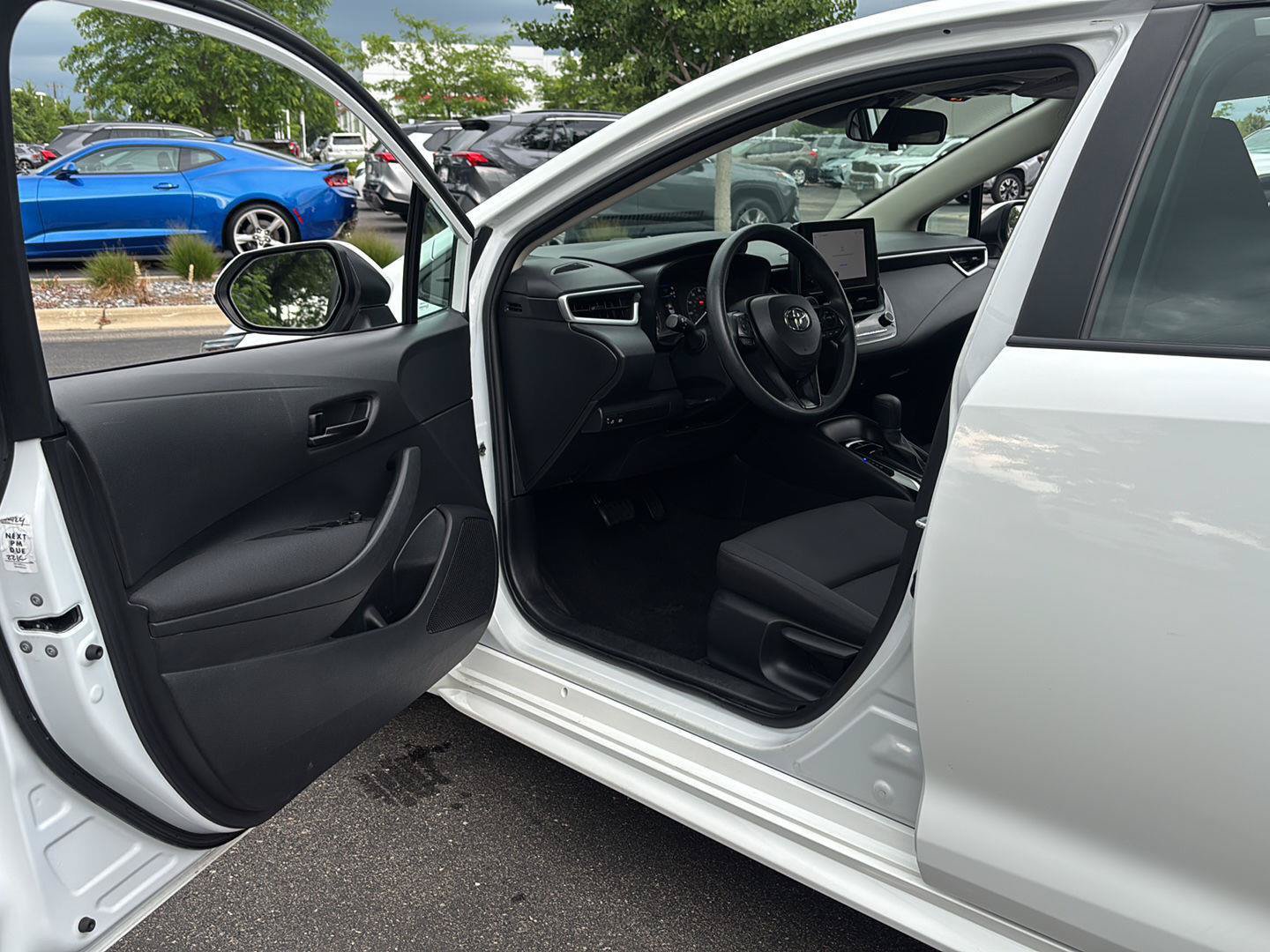 Used 2024 Toyota Corolla LE FWD image 2