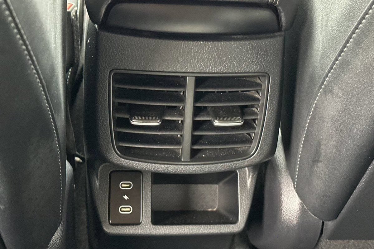 Used 2024 Kia Seltos EX FWD image 13