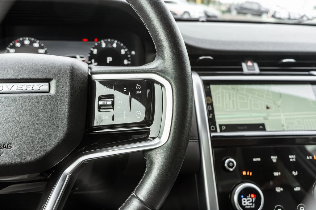 Used 2023 Land Rover Discovery Sport SE image 22