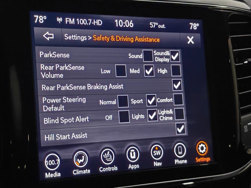 Used 2021 Jeep Grand Cherokee Laredo X image 47