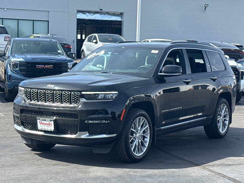 Used 2024 Jeep Grand Cherokee L Summit w/ MOPAR Finishing Package image 6