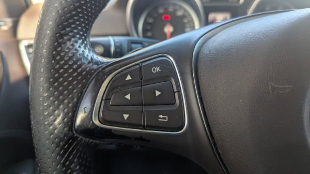 Used 2018 Mercedes-Benz GLE 350 4MATIC image 25