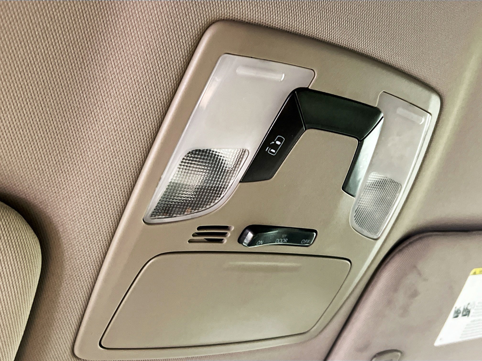 Used 2016 Toyota Sienna LE image 22