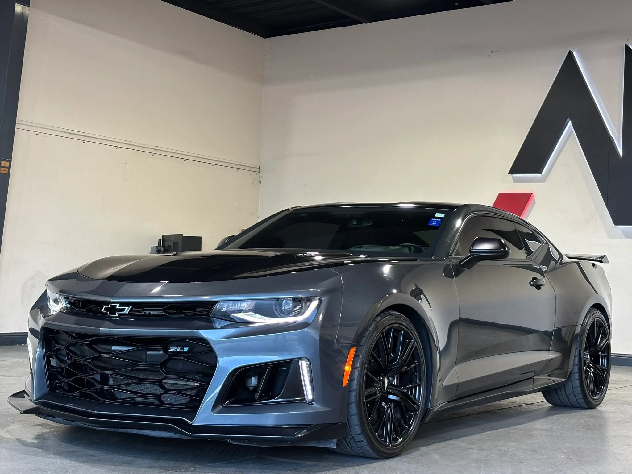 Used 2017 Chevrolet Camaro ZL1 RWD image 1