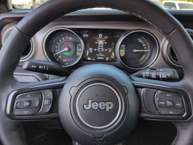 Certified 2023 Jeep Wrangler Unlimited w/ Cold Weather Group AWD/4WD image 33