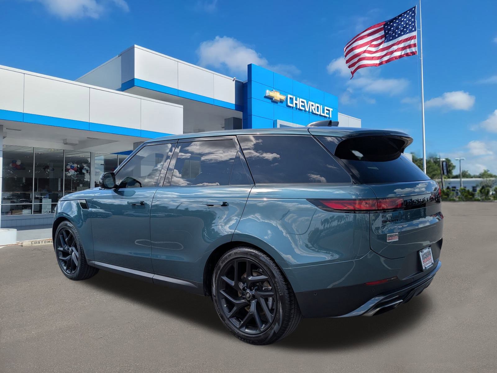 Used 2024 Land Rover Range Rover Sport SE image 6