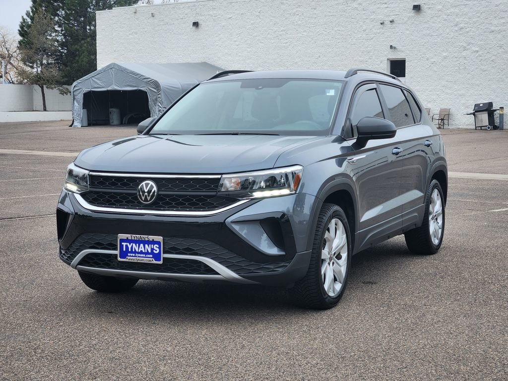Certified 2023 Volkswagen Taos S image 4