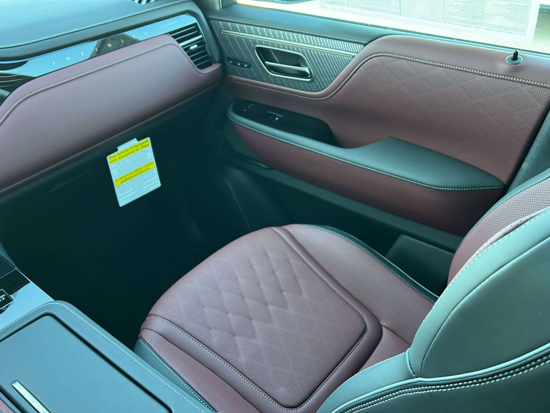 New 2026 INFINITI QX80 Autograph image 16