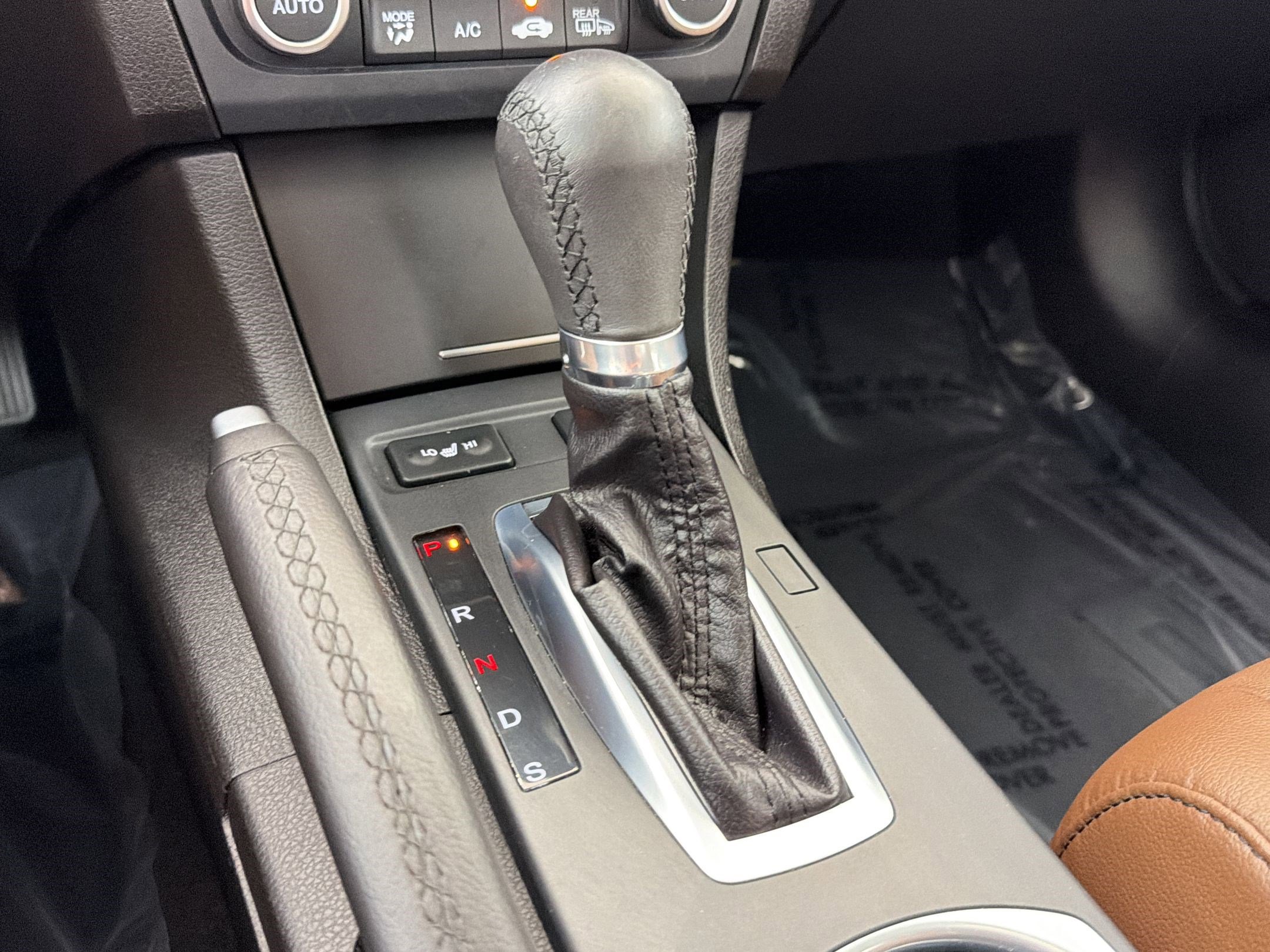 Used 2020 Acura ILX w/ Premium Package FWD image 16