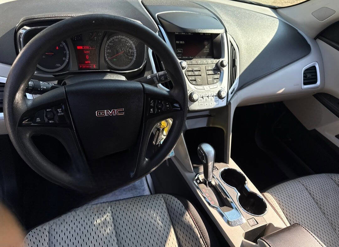 Used 2013 GMC Terrain SLE image 10