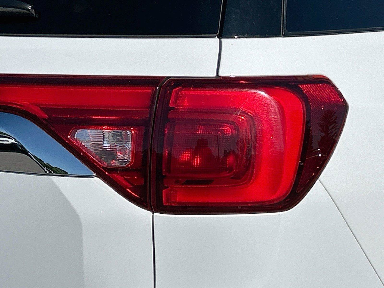Used 2019 GMC Acadia SLE FWD image 11