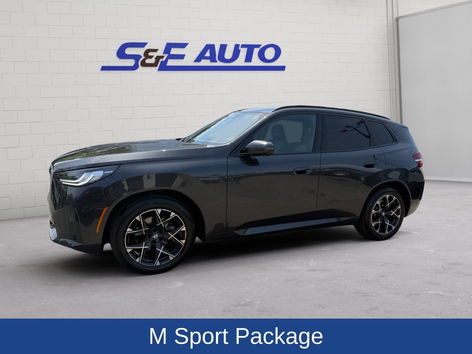 Used 2025 BMW X3 xDrive30i AWD/4WD image 1