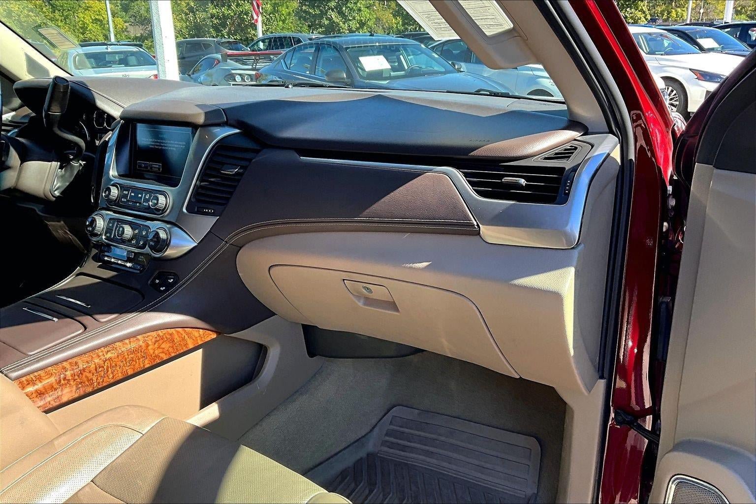Used 2016 Chevrolet Tahoe LTZ AWD/4WD image 15