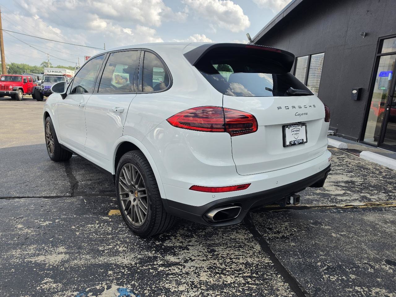 Used 2017 Porsche Cayenne Platinum Edition AWD/4WD image 7