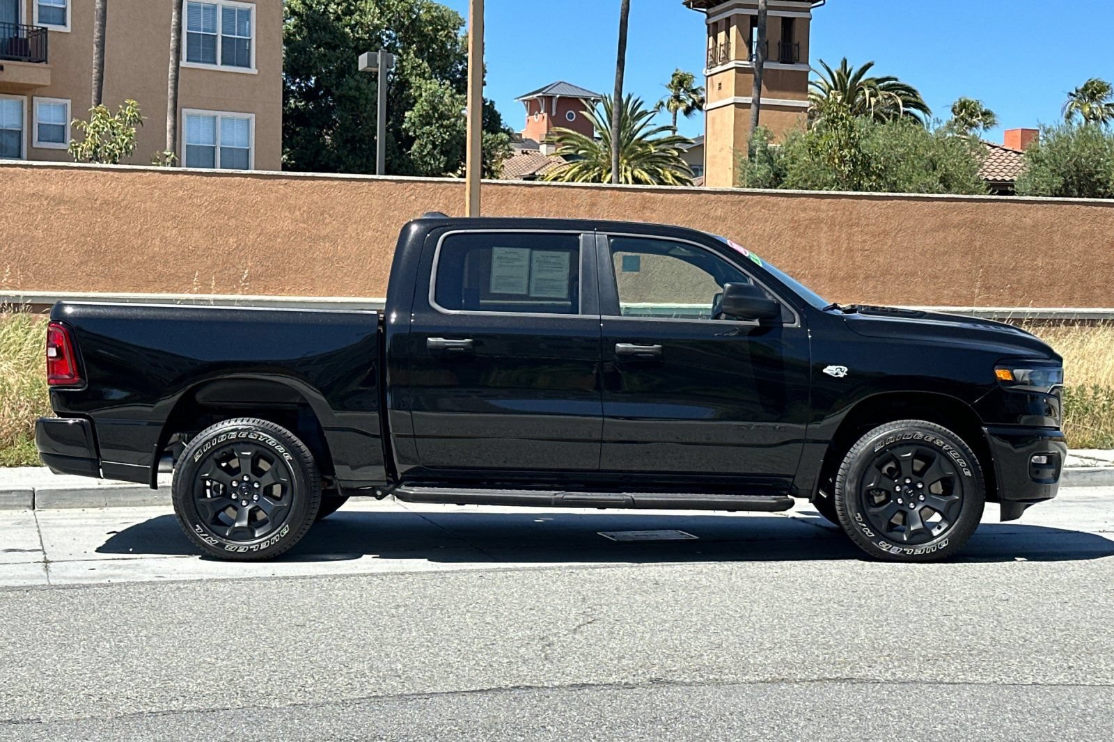 Used 2026 RAM 1500 Express AWD/4WD image 3