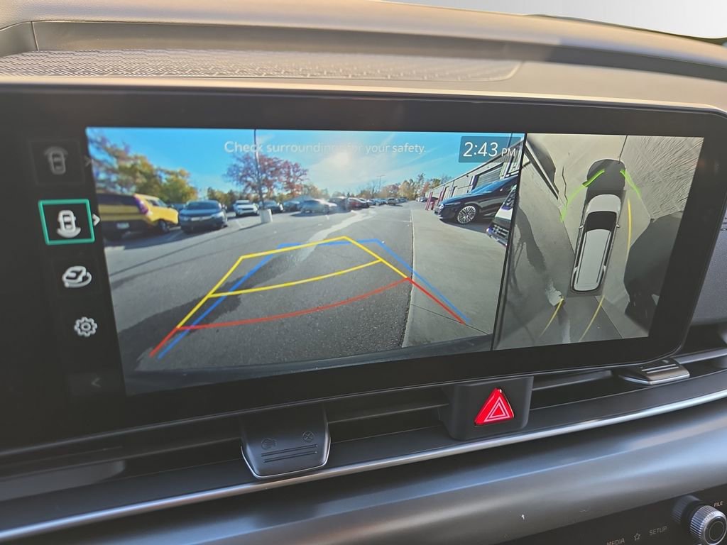 New 2026 Kia Carnival SX w/ SX Dark Edition Package image 8